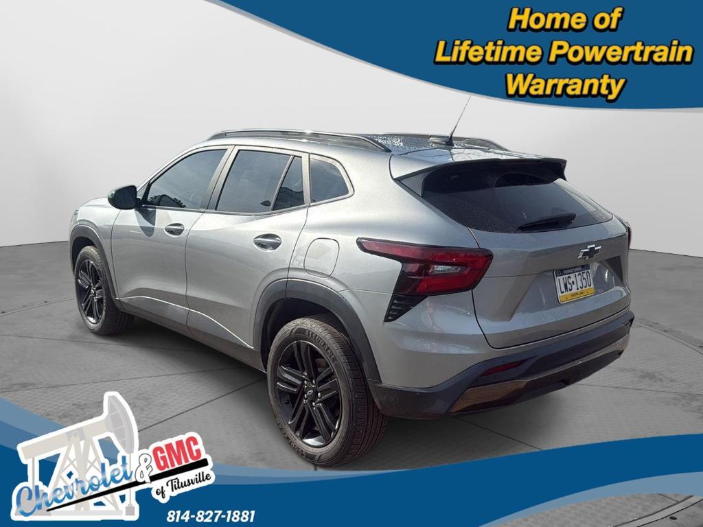 used 2025 Chevrolet Trax car, priced at $23,900
