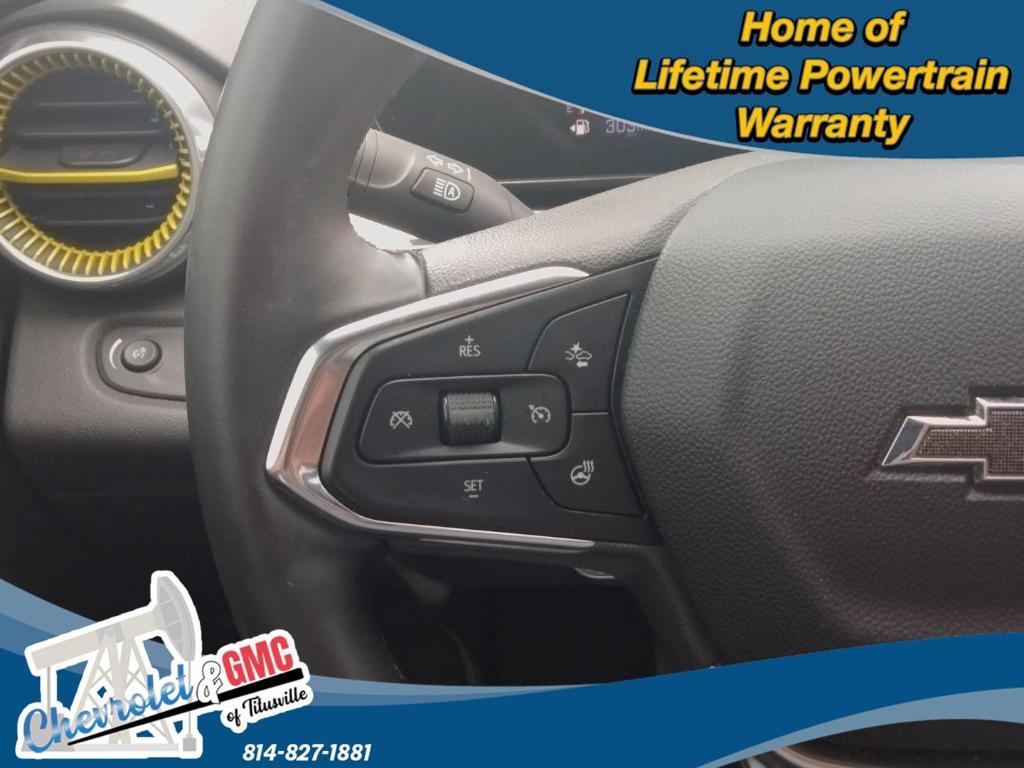 used 2025 Chevrolet Trax car, priced at $23,900