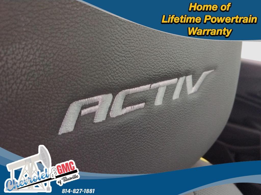 used 2025 Chevrolet Trax car, priced at $23,900