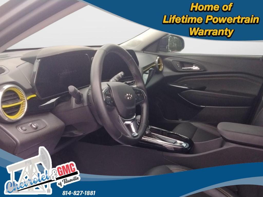 used 2025 Chevrolet Trax car, priced at $23,900