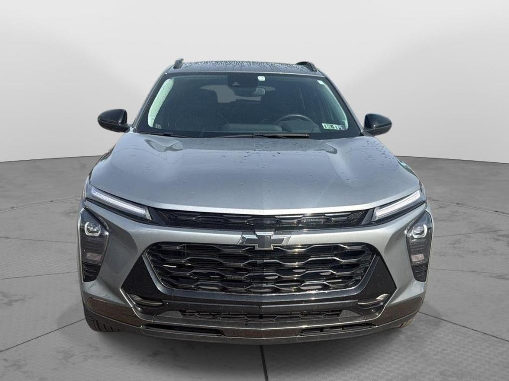 used 2025 Chevrolet Trax car, priced at $24,900