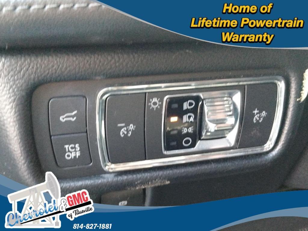 used 2021 Lincoln Nautilus car, priced at $27,500