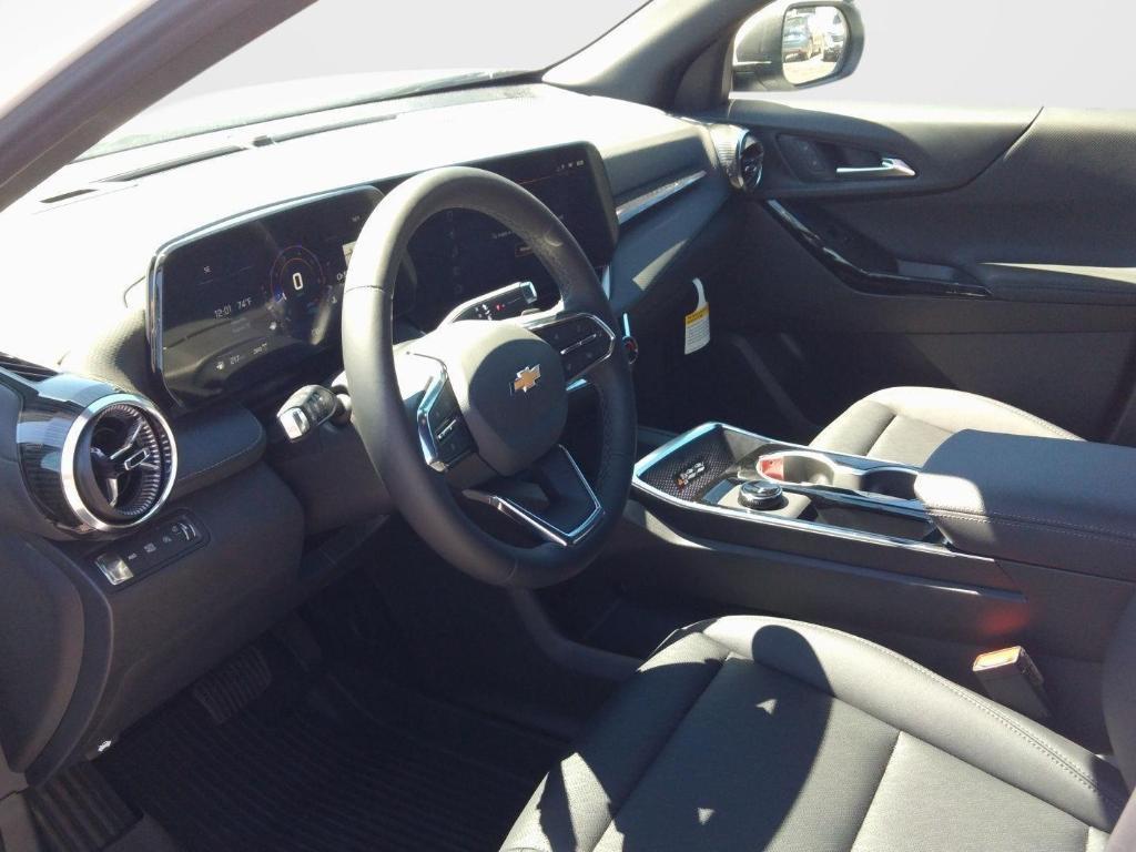 new 2026 Chevrolet Equinox car, priced at $34,635