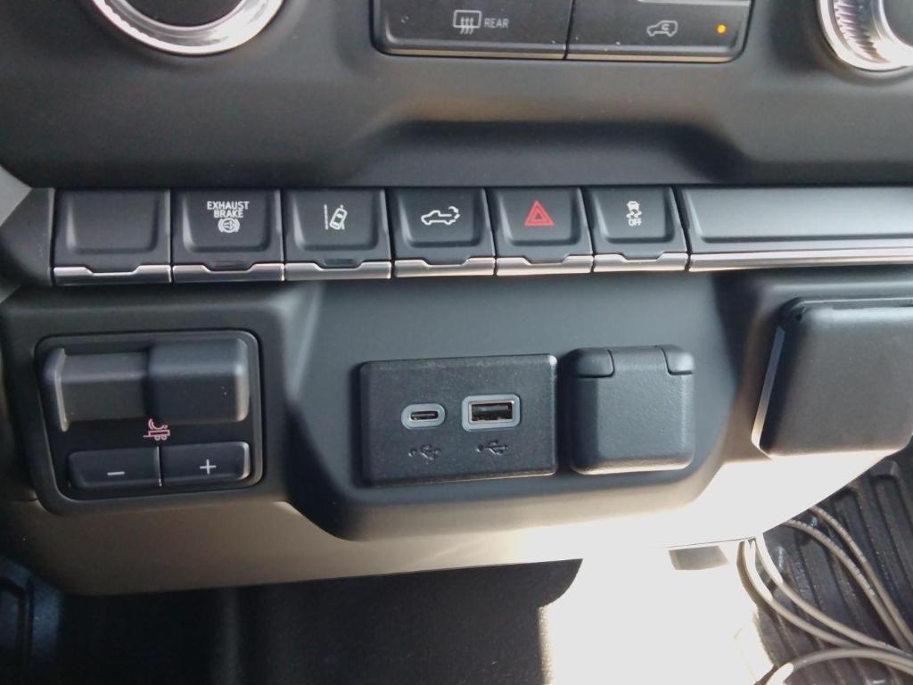 new 2025 GMC Sierra 2500 car, priced at $68,260