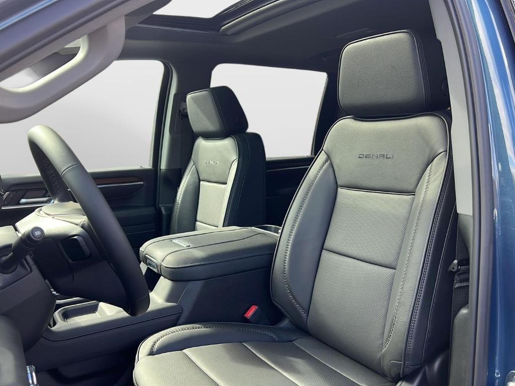 new 2026 GMC Sierra 2500 car, priced at $81,165