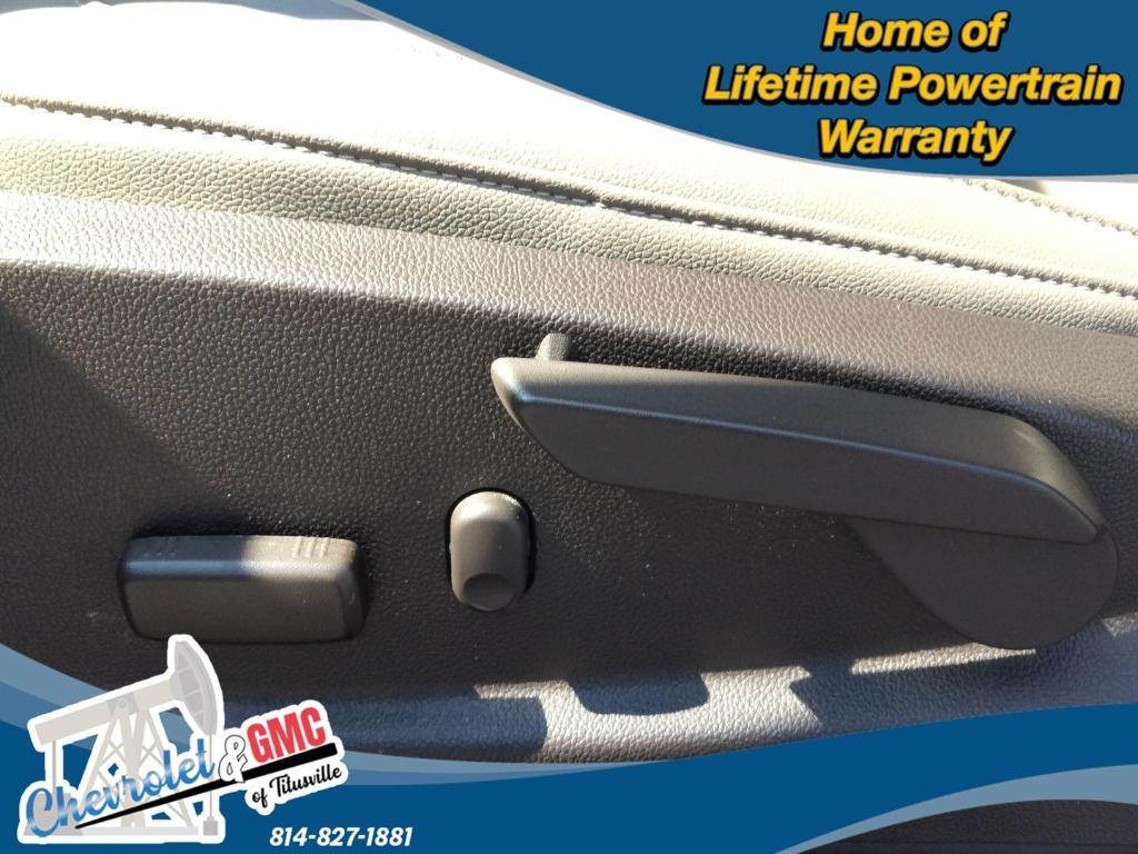 used 2019 GMC Canyon car, priced at $23,900