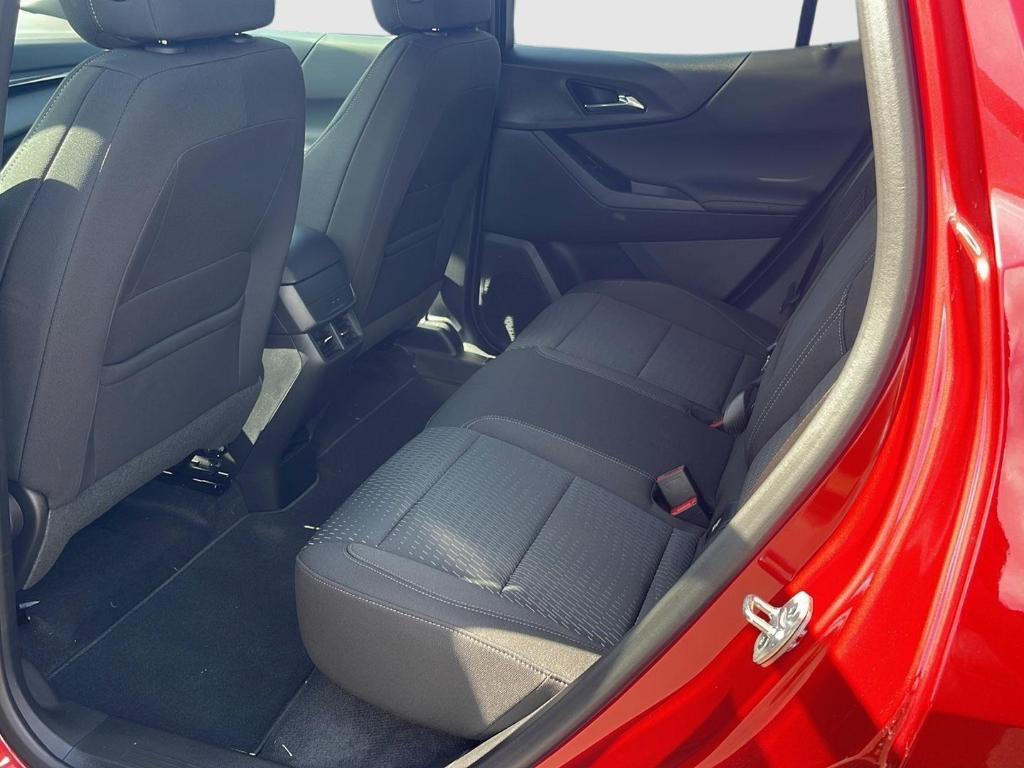 new 2025 Chevrolet Equinox car, priced at $33,130