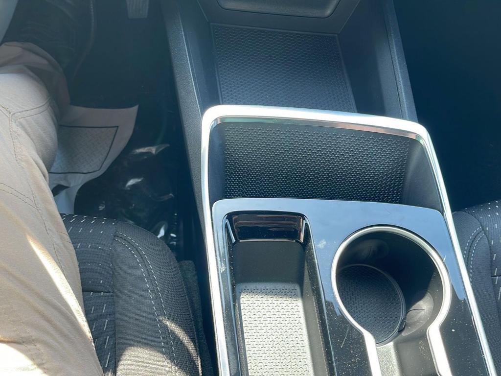 new 2025 Chevrolet Equinox car, priced at $33,130