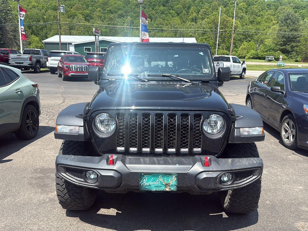 used 2022 Jeep Gladiator car, priced at $40,900