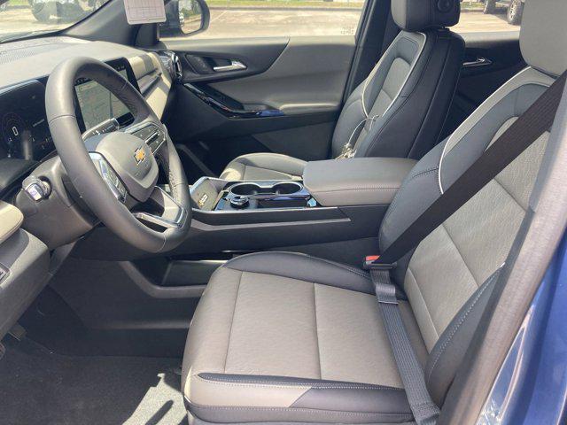 new 2026 Chevrolet Equinox car, priced at $30,141