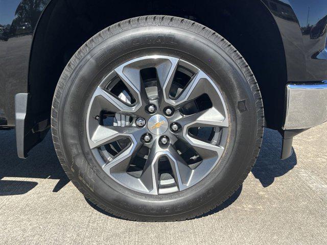 new 2025 Chevrolet Silverado 1500 car, priced at $52,392