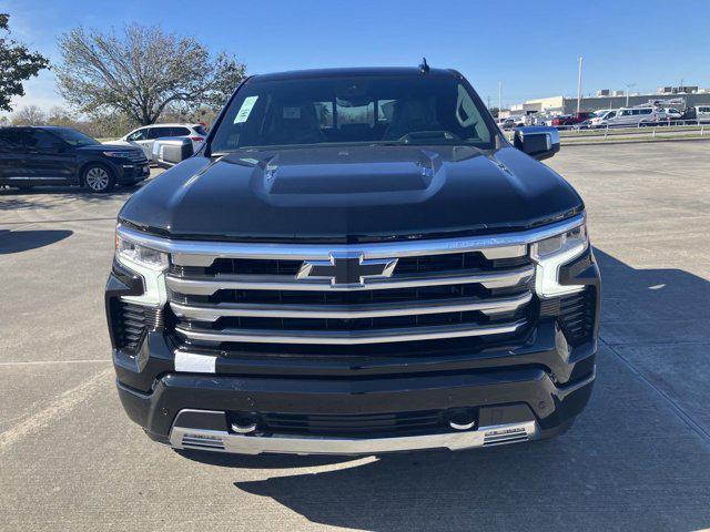 new 2025 Chevrolet Silverado 1500 car, priced at $69,111