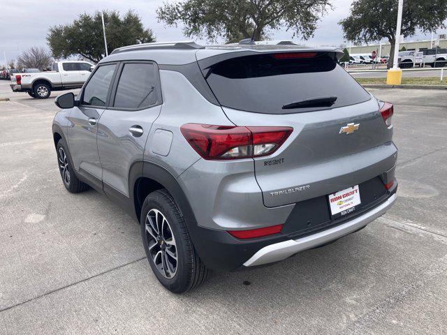 new 2025 Chevrolet TrailBlazer car, priced at $26,171