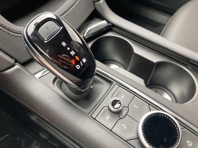 new 2025 Cadillac XT6 car, priced at $45,053