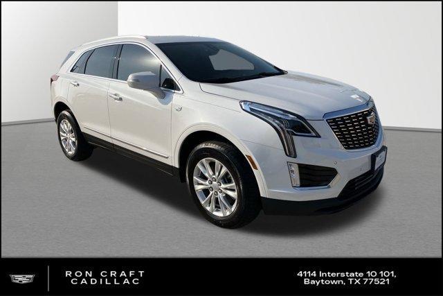 new 2025 Cadillac XT5 car, priced at $45,912