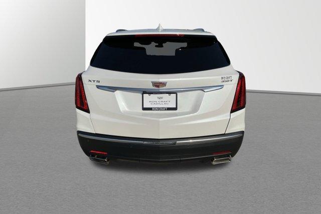 new 2025 Cadillac XT5 car, priced at $45,912