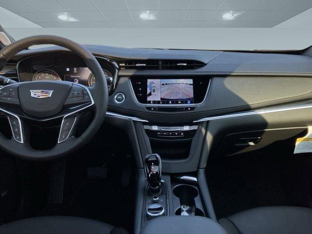 new 2025 Cadillac XT5 car, priced at $48,985