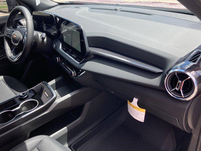 new 2026 Chevrolet Equinox car, priced at $32,461