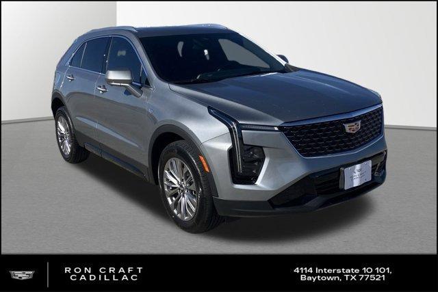 new 2025 Cadillac XT4 car, priced at $41,990