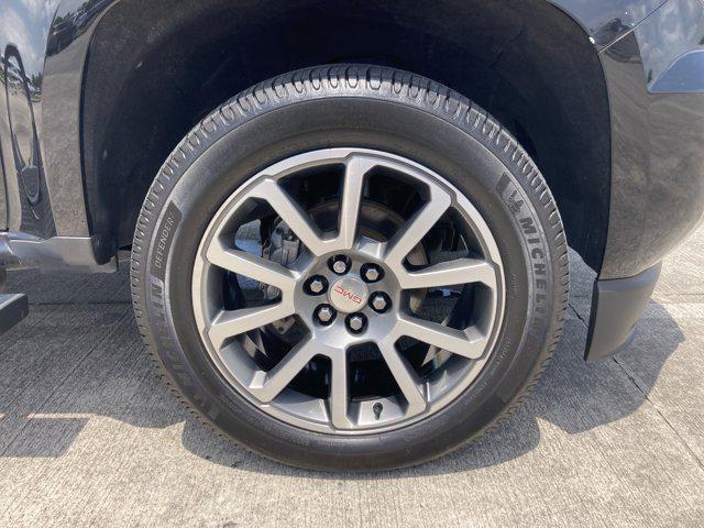 used 2020 GMC Canyon car, priced at $26,999