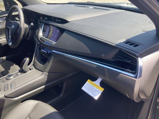 new 2025 Cadillac XT6 car, priced at $49,581