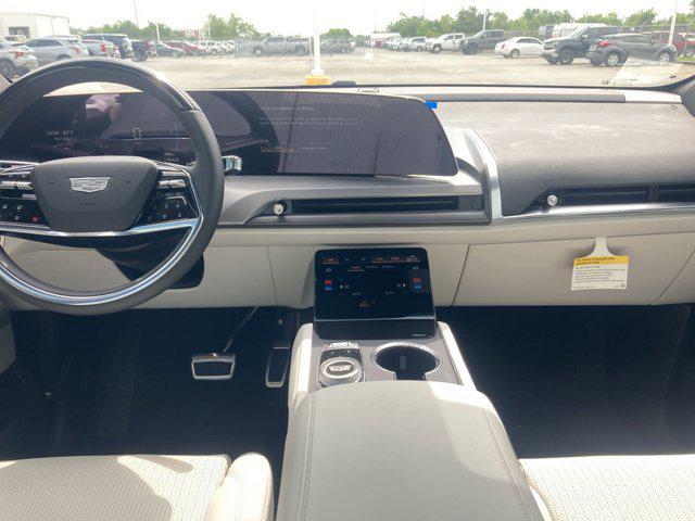 new 2026 Cadillac VISTIQ car, priced at $79,211