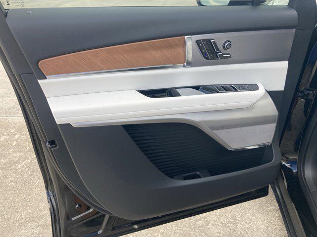 new 2026 Cadillac VISTIQ car, priced at $82,214
