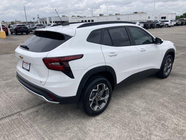 new 2025 Chevrolet Trax car, priced at $25,735