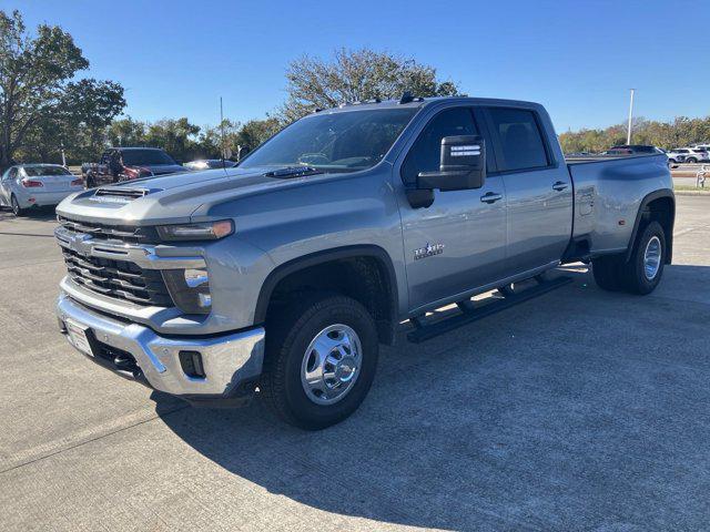 new 2025 Chevrolet Silverado 3500 car, priced at $72,213