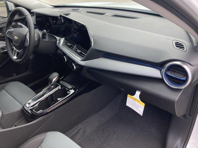 new 2025 Chevrolet Trax car, priced at $25,580