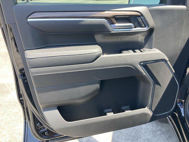 new 2025 Chevrolet Silverado 1500 car, priced at $46,741
