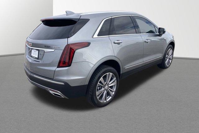 new 2025 Cadillac XT5 car, priced at $54,561