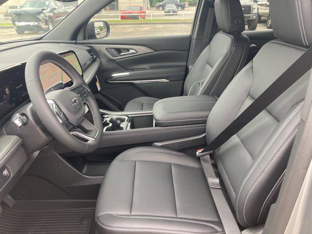 new 2025 Chevrolet Traverse car, priced at $45,921