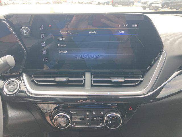 new 2025 Chevrolet Trax car, priced at $27,430
