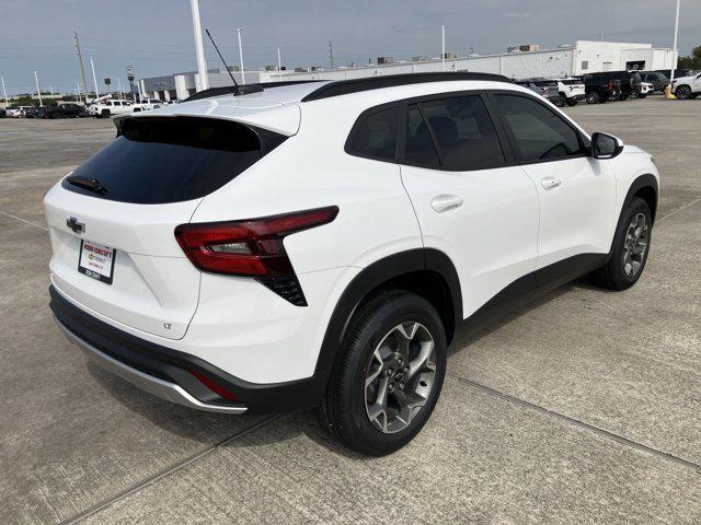 new 2025 Chevrolet Trax car, priced at $25,080