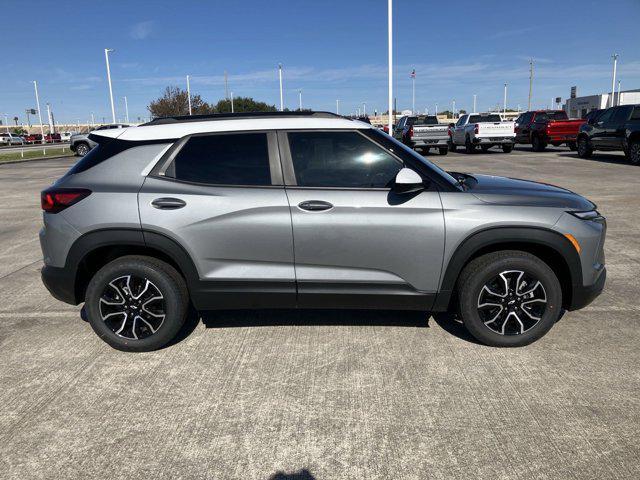 new 2025 Chevrolet TrailBlazer car, priced at $32,421