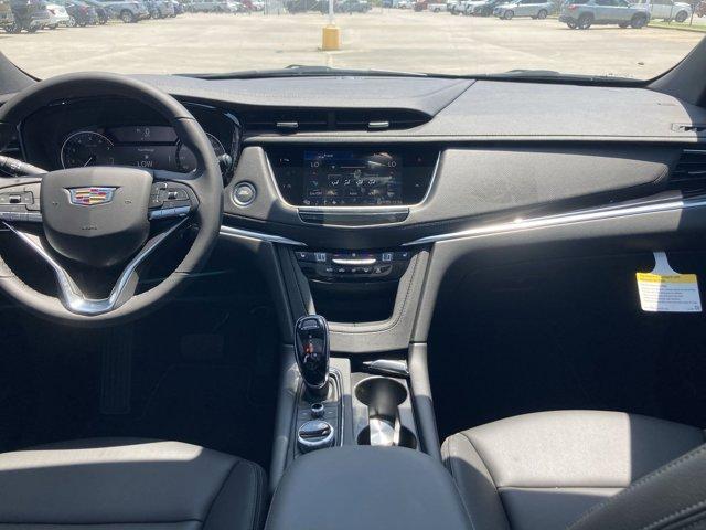 new 2025 Cadillac XT6 car, priced at $48,932