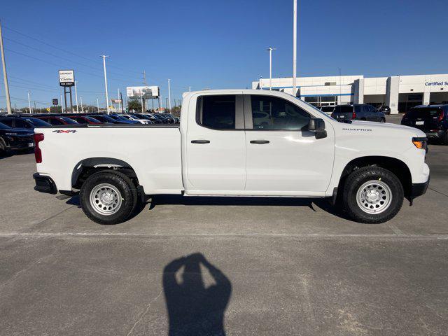 new 2025 Chevrolet Silverado 1500 car, priced at $45,595