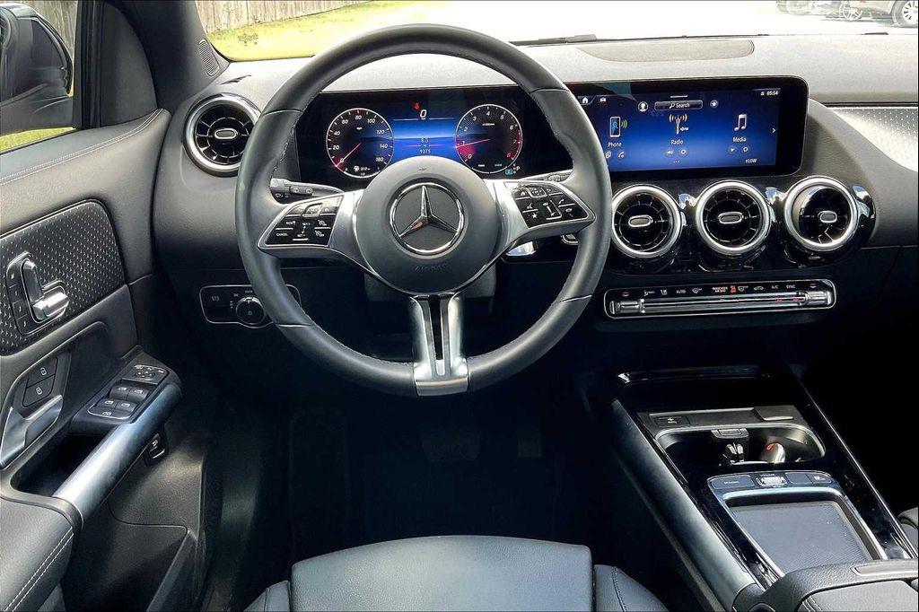used 2025 Mercedes-Benz GLA 250 car, priced at $39,444