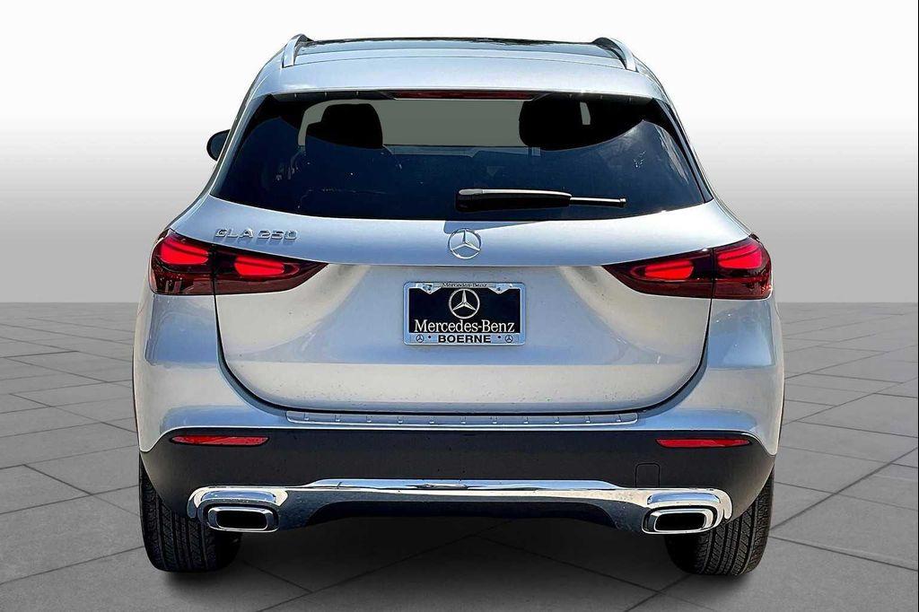 new 2026 Mercedes-Benz GLA 250 car, priced at $46,805