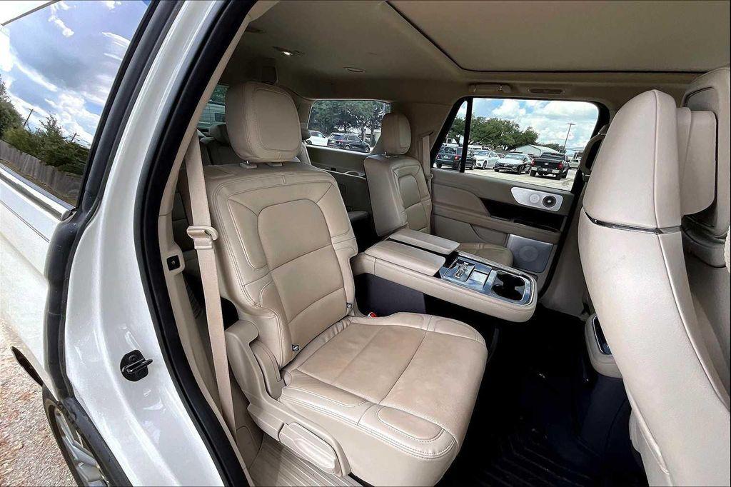 used 2021 Lincoln Navigator car, priced at $37,884