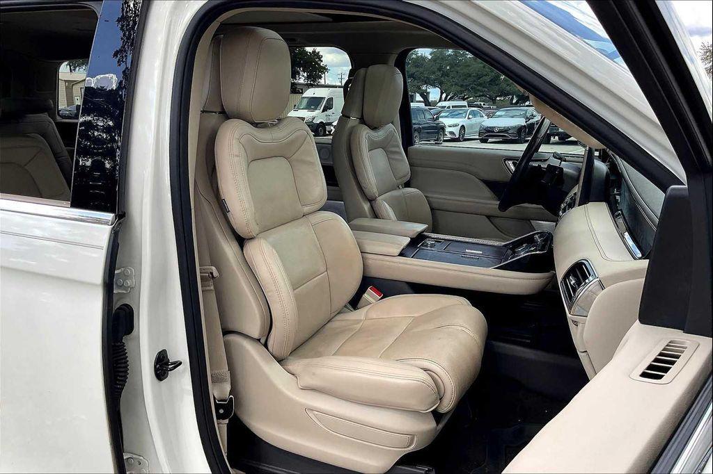 used 2021 Lincoln Navigator car, priced at $37,884