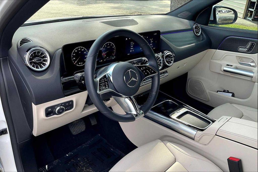 used 2025 Mercedes-Benz GLA 250 car, priced at $39,065