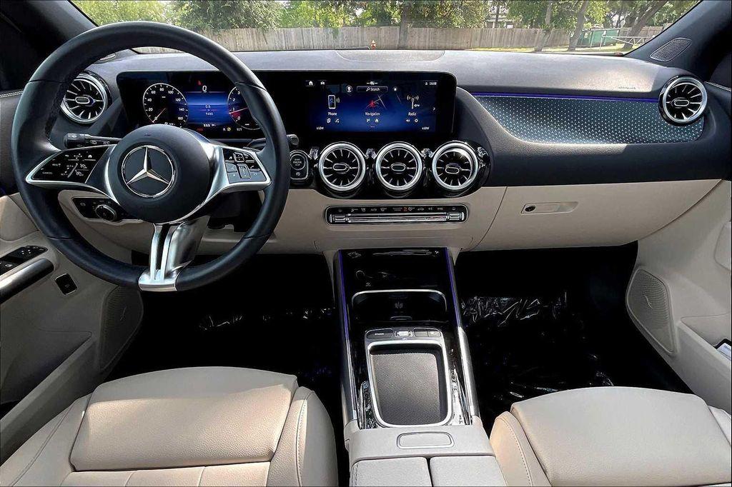 used 2025 Mercedes-Benz GLA 250 car, priced at $39,065