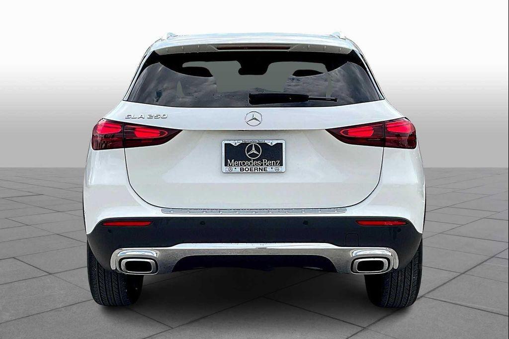 used 2025 Mercedes-Benz GLA 250 car, priced at $39,065