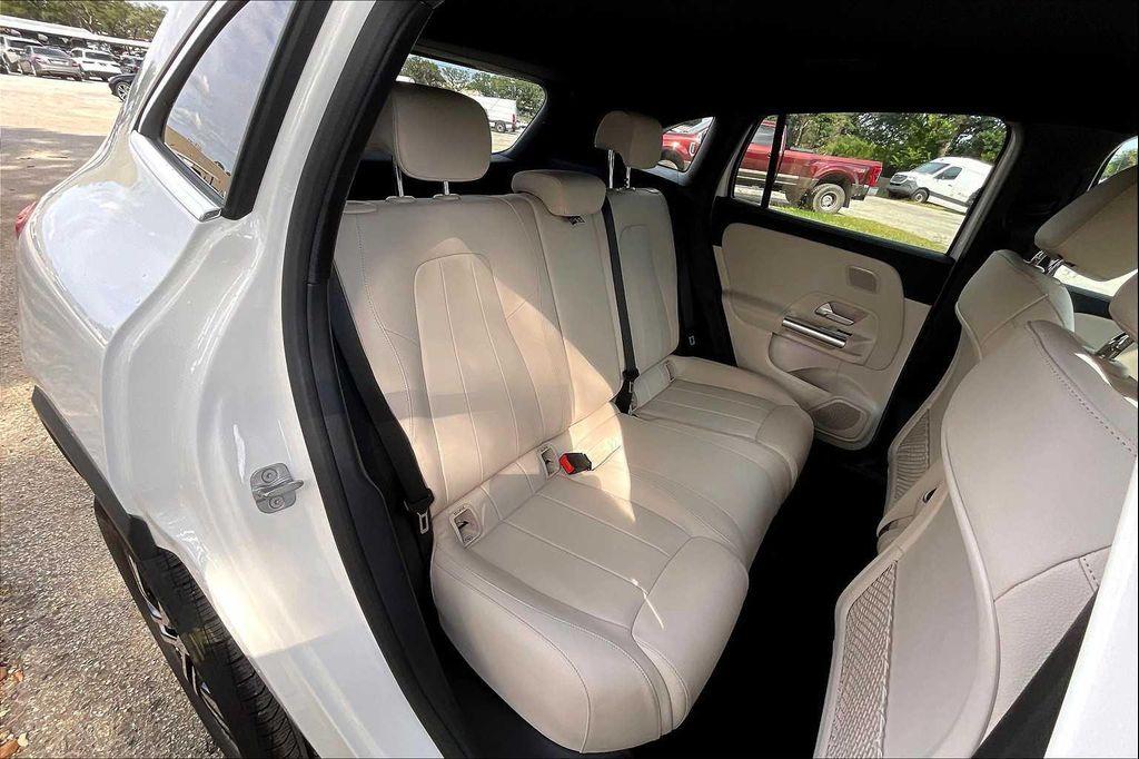 used 2025 Mercedes-Benz GLA 250 car, priced at $39,065