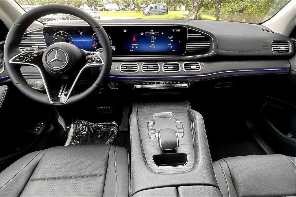 new 2025 Mercedes-Benz GLE 350 car, priced at $73,880