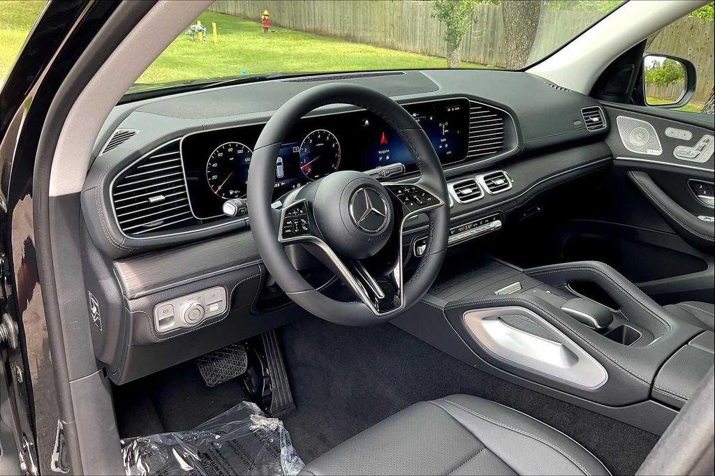 new 2025 Mercedes-Benz GLE 350 car, priced at $73,880