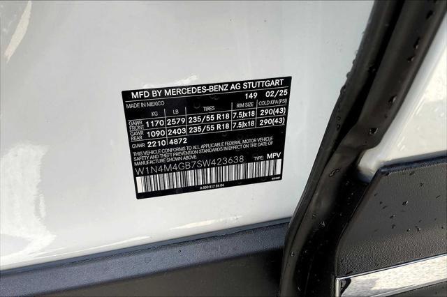new 2025 Mercedes-Benz GLB 250 car, priced at $47,145