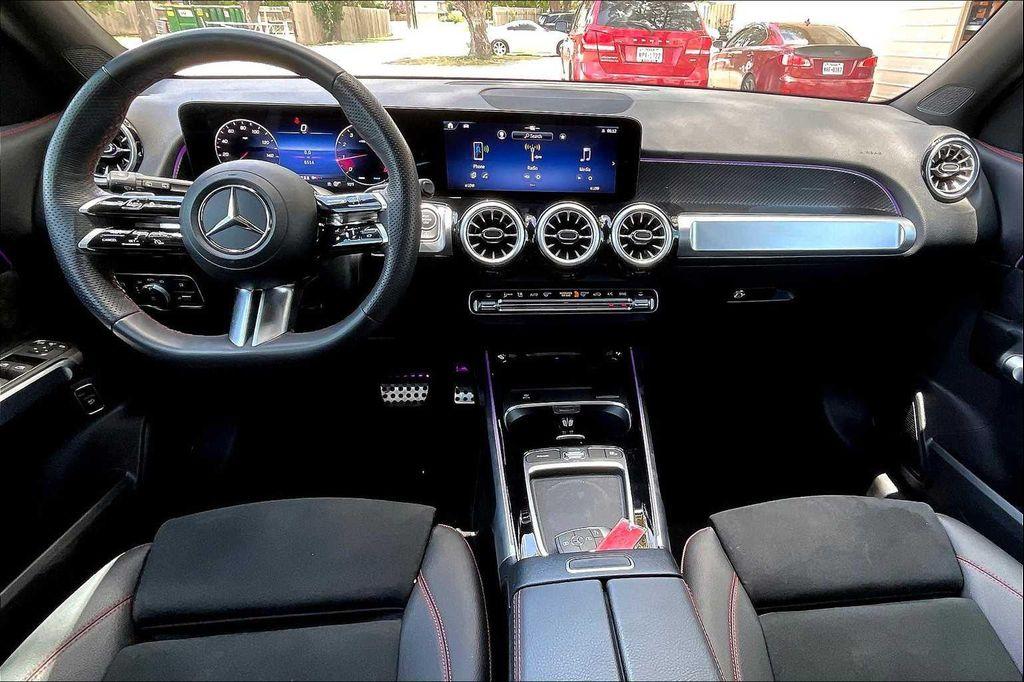 used 2025 Mercedes-Benz GLB 250 car, priced at $39,455